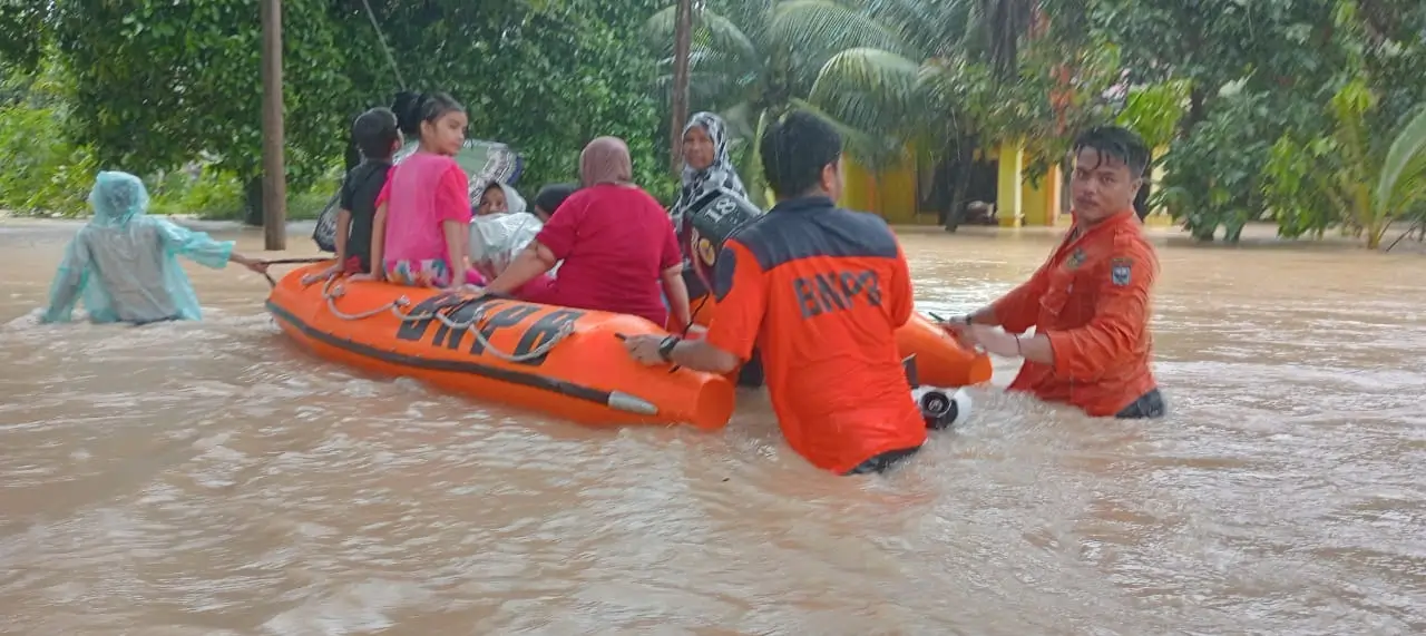 Sumatra Berduka, 174 Orang Meninggal Diterjang Banjir Bandang